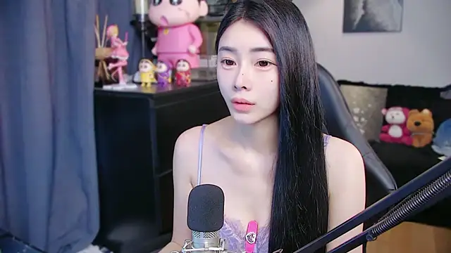 XiaoYuBao- online show from April 2026 03:45:01 PM