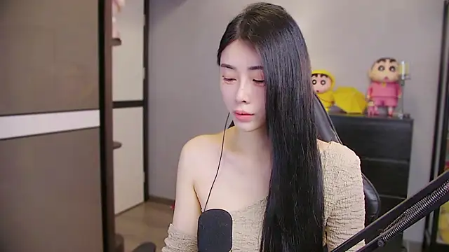 XiaoYuBao- online show from April 2026 02:11:01 PM