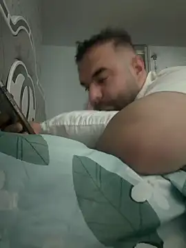 Snapshot of bigmillz32 chatting on March 2026 05:56:01 PM bigmillz32 online show from March 2026 05:56:01 PM