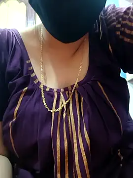 tulidas96778 online show from April 2026 12:10:01 PM