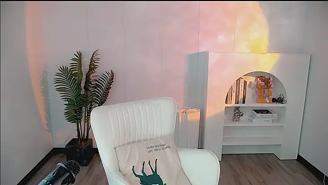 zhoulan-bb online show from March 2026 02:17:02 AM