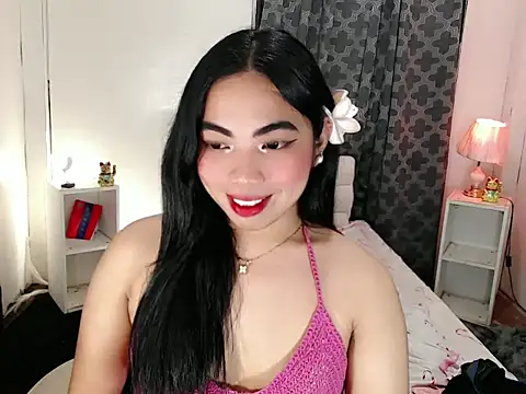 xLinda Walkerx online show from April 2026 07:55:01 PM