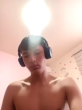 Snapshot of fercho_steel_twink chatting on March 2026 05:24:02 PM fercho steel twink online show from March 2026 05:24:02 PM