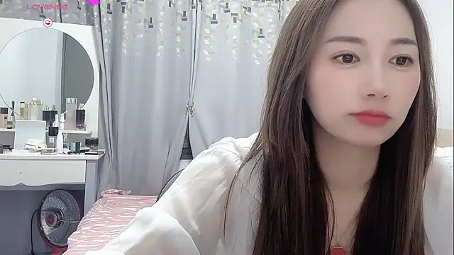 yao-yao-8726 online show from July 2026 12:31:01 PM