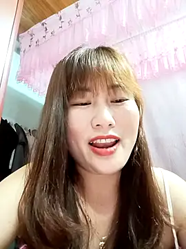 Lucxy-ki6 online show from April 2026 01:23:01 PM