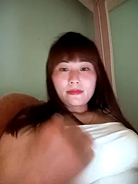 Lucxy-ki6 online show from April 2026 02:37:02 PM