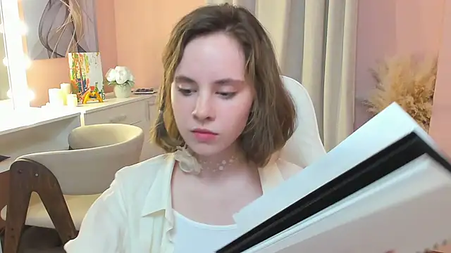 CrystaLeah online show from March 2026 02:20:02 PM