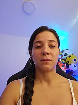 miaeyex online show from June 2026 12:04:02 PM