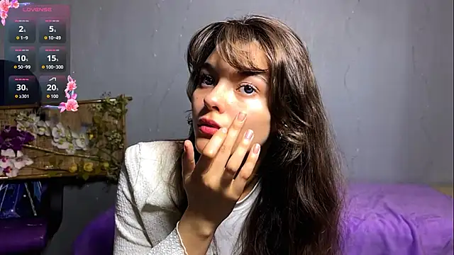 CareyDevan online show from May 2026 01:38:02 PM