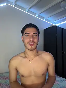 ApoloGray   online show from May 2026 07:53:02 PM
