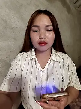 Mina xYx online show from April 2026 12:29:02 PM