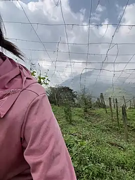 Snapshot of Sullyy_lux chatting on March 2026 02:26:01 AM Sullyy lux online show from March 2026 02:26:01 AM