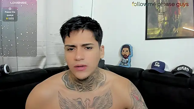 sweetlatinoboy online show from May 2026 11:28:02 AM