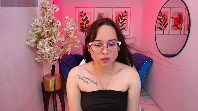 Shady bug online show from May 2026 09:03:02 AM