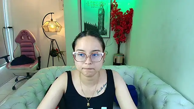 Shady bug online show from May 2026 07:20:02 PM