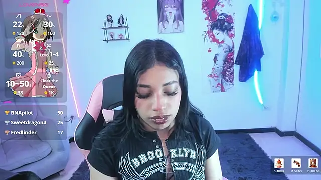 AryahMoonn online show from June 2026 08:11:01 PM