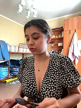 Snapshot of VeroissNojisex chatting on March 2026 10:07:01 AM VeroissNojisex online show from March 2026 10:07:01 AM