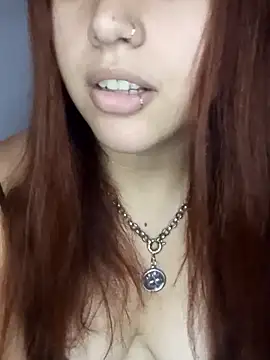 Maguichavarria21 online show from March 2026 01:21:01 AM