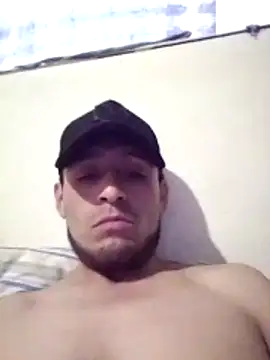 Snapshot of gallo92 chatting on March 2026 12:25:02 AM gallo92 online show from March 2026 12:25:02 AM