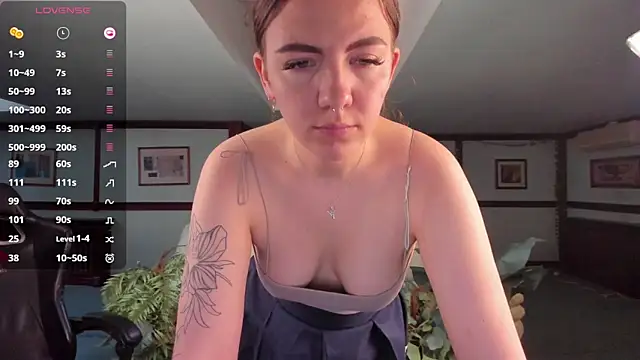Kirarustle1 online show from June 2026 02:12:02 AM
