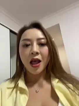 LuckyGirl-11 online show from April 2026 02:19:01 PM