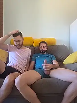 AmicisegretiITA online show from May 2026 05:38:02 AM