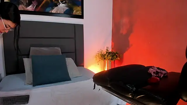 AnnieBlluee online show from April 2026 02:58:02 PM