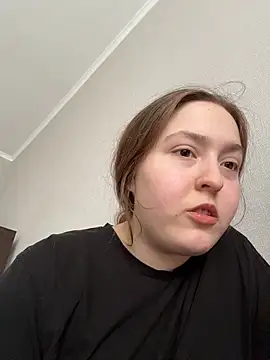 charmingggirl online show from April 2026 11:04:02 AM