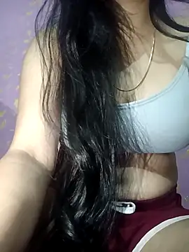 Snapshot of Qween_Seelu chatting on April 2026 11:26:01 PM Qween Seelu online show from April 2026 11:26:01 PM