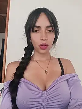 Snapshot of DolceLucie chatting on April 2026 07:55:02 PM DolceLucie online show from April 2026 07:55:02 PM