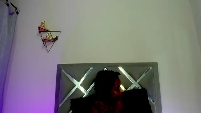 Emmaa sweeet  online show from March 2026 07:51:01 PM