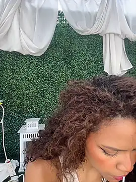 CurlyOopsieXXX online show from July 2026 09:21:01 PM