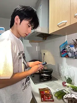 kissbaby-111 online show from May 2026 09:47:02 AM