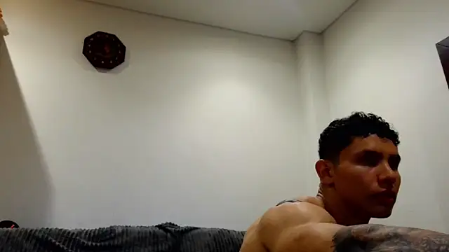 JAYCAM  online show from May 2026 01:32:02 AM