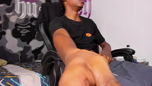 Bryxxxon online show from April 2026 06:05:02 PM