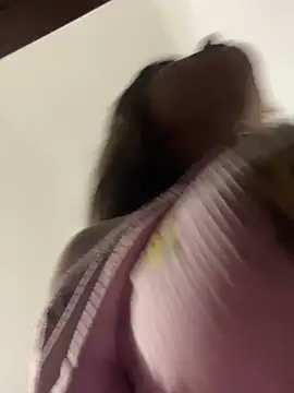 Ameliax200 online show from March 2026 03:43:01 AM