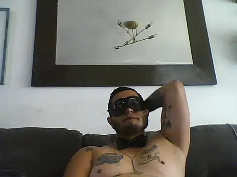 HOTB0Y18 online show from March 2026 04:22:01 PM