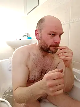 pitch 122 online show from April 2026 05:02:01 PM