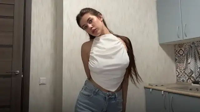 LypsiXo online show from May 2026 03:52:02 PM