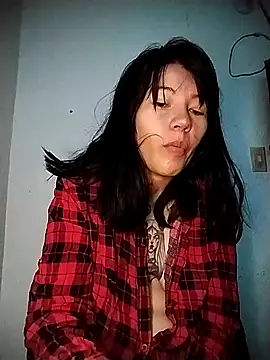 Moon Thompson online show from April 2026 06:49:01 PM