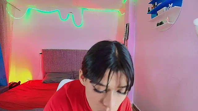 avalustyy online show from March 2026 07:36:02 PM