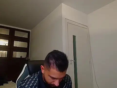 BryceReign online show from May 2026 04:28:01 AM