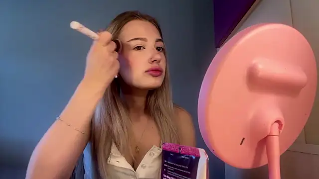 EliFlame online show from March 2026 07:13:02 AM