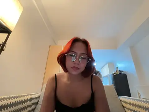 misscutee online show from June 2026 02:15:02 PM