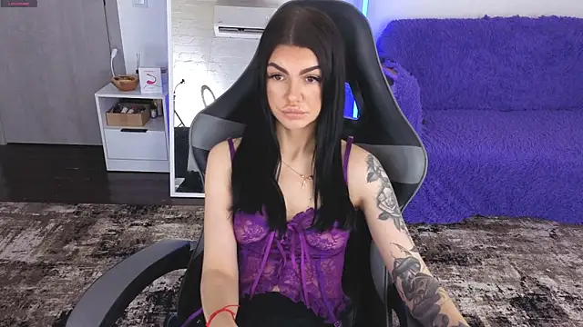 AnacondaOnn online show from April 2026 07:09:01 AM