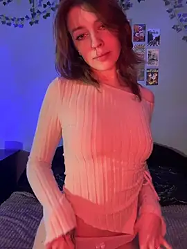 Snapshot of VelvetBlossom chatting on April 2026 03:20:02 PM VelvetBlossom online show from April 2026 03:20:02 PM