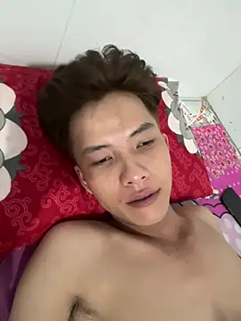 Snapshot of Nguyencuong1999 chatting on April 2026 03:31:02 PM Nguyencuong1999 online show from April 2026 03:31:02 PM