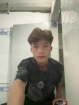 Snapshot of Nguyencuong1999 chatting on May 2026 06:30:01 AM Nguyencuong1999 online show from May 2026 06:30:01 AM