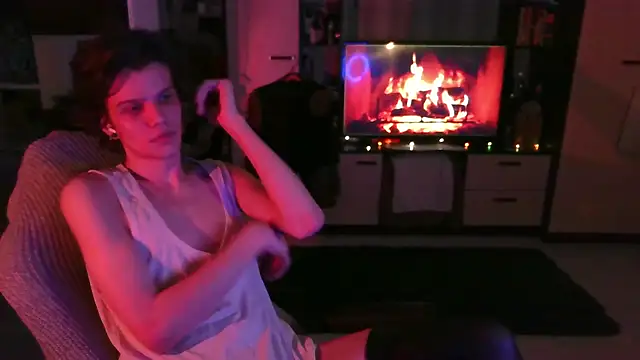 Snapshot of Lucius_Mo chatting on April 2026 08:47:01 PM Lucius Mo online show from April 2026 08:47:01 PM