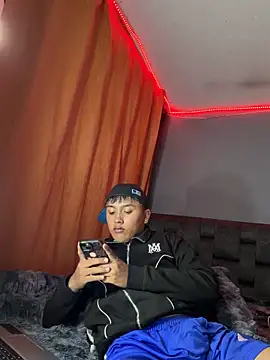 lyan C online show from March 2026 04:39:01 AM